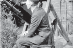 Ben Burrell observing with his 22cm reflector from his home in Doncaster (1930s) from McKim: Barker’s Circle: a 1930s BAA lunar observing group