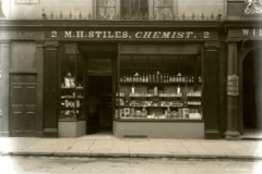 Chemist-Shop